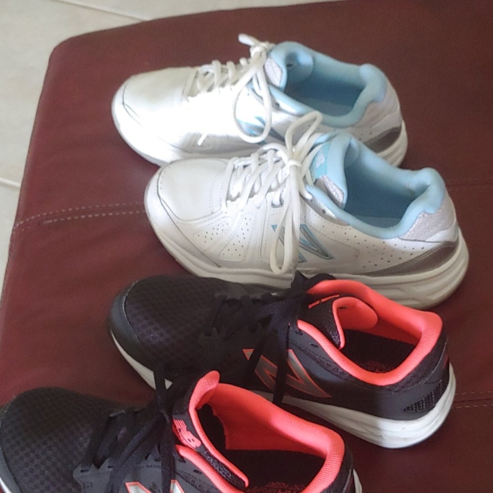 Nike Tennis Shoes